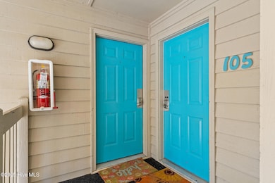 entry - lockout or main suite