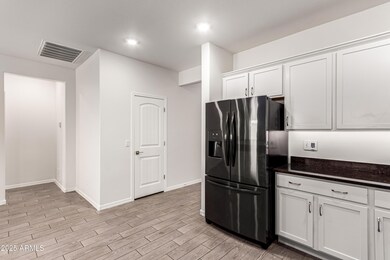 17466 W Echo Ln, Waddell, AZ 85355 - photo 6