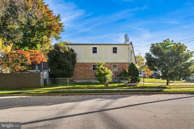 100 Wyandotte St, Essington, PA 19029 - photo 6