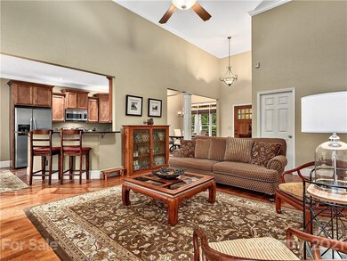 145 Arrowhead Ln, Burnsville, NC 28714 - photo 5