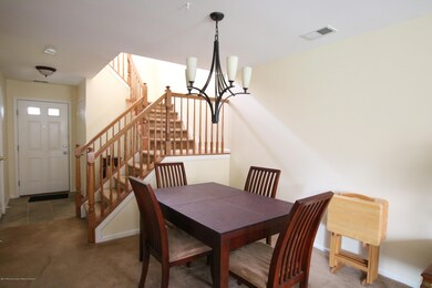 Foyer / Dining Area