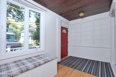 10 Elizabeth Ave, Staten Island, NY 10310 - photo 4