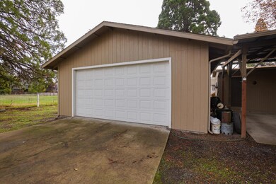 6 Garage