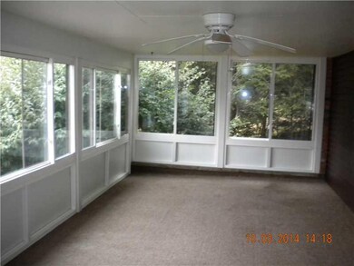 660 Georgetowne Village, Indiana, PA 15701 - photo 4