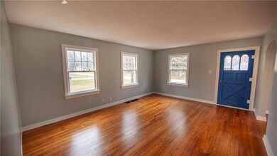 2923 E 5th St, Anderson, IN 46012 - photo 2