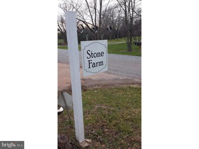 457 B # DWNSTR Ellis Woods Rd, Pottstown, PA 19465 - photo 4