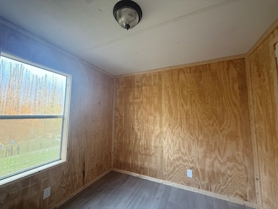 75 Ratliff Hill Rd, Elkhorn City, KY 41522 - photo 6