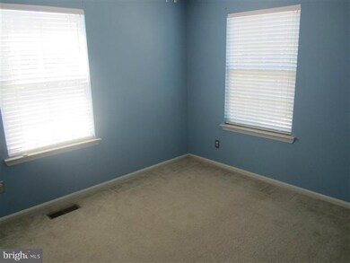 14005A Grumble Jones Ct, Centreville, VA 20121 - photo 6