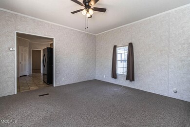 Family room 1.1