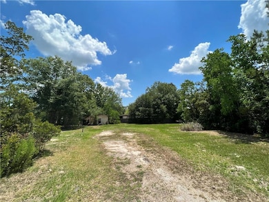 944 San Jose St, Lake Charles, LA 70611 - photo 2