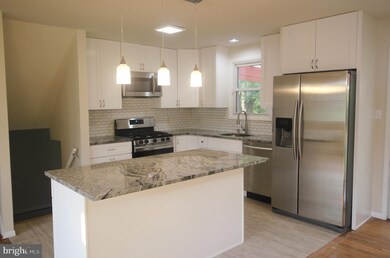 217 Worthmont Rd, Catonsville, MD 21228 - photo 5