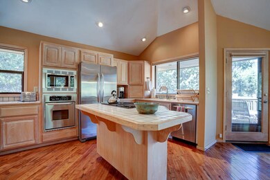 57619 Rocky Mountain Lane-5