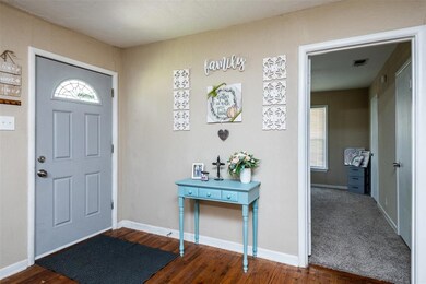 1109 Chester St, Cleburne, TX 76033 - photo 3