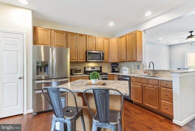 25286 Gothic Square, Chantilly, VA 20152 - photo 5