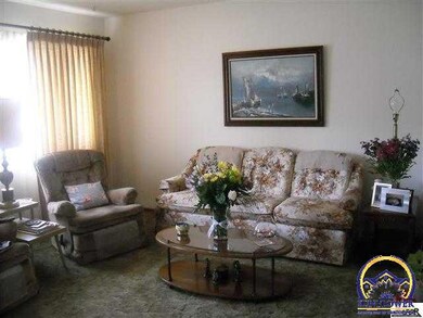 2912 SW Medford Ave, Topeka, KS 66611 - photo 2