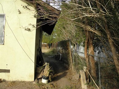 878 El Centro Ave, El Centro, CA 92243 - photo 6