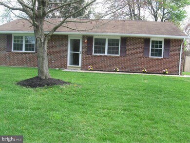 8 Ravenworth Ct, Newark, DE 19702 - photo 2