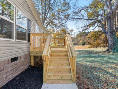 401 Mormon Church Rd, Seneca, SC 29678 - photo 3