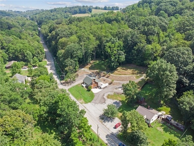 733 Mckee Rd, White Oak, PA 15131 - photo 4