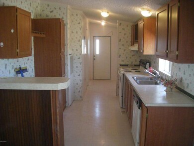 7-kitchen3