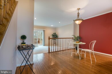 6302 Mary Todd Ct, Centreville, VA 20121 - photo 2