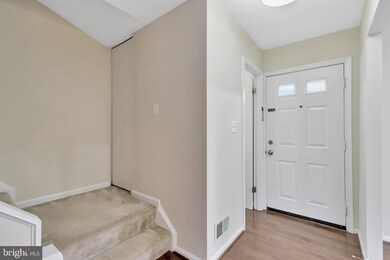 3003 Hickory Grove Ct, Fairfax, VA 22031 - photo 3