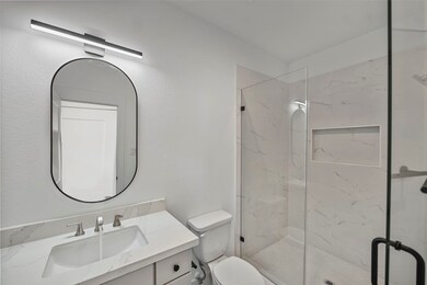 2103 Avenue B, Rosenberg, TX 77471 - photo 7