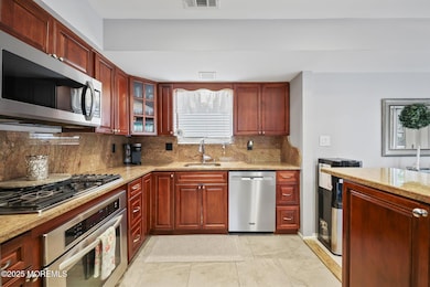 18-web-or-mls-LPM_8618
