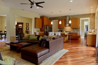 8530 Classic Oaks Ln, San Antonio, TX 78255 - photo 2