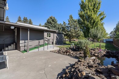 61130 Hamilton Ln, Bend, OR 97702 - photo 3