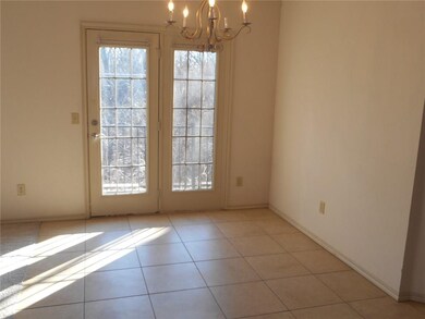 unlisted-address, Edmond, OK 73003 - photo 4
