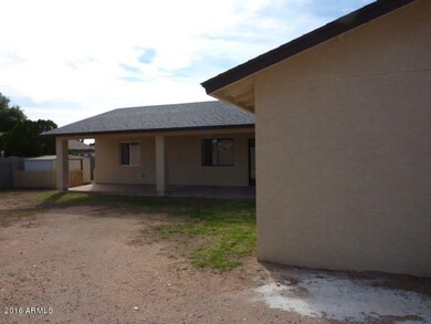 023-328821 Back right
