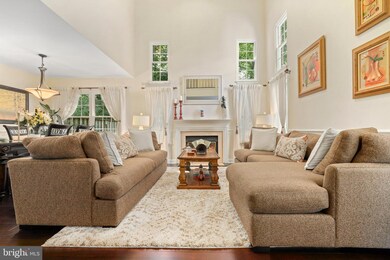 10236 Faire Commons Ct, Burke, VA 22015 - photo 6