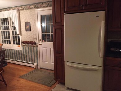 87 Freeboard Ln, Yarmouth Port, MA 02675 - photo 4