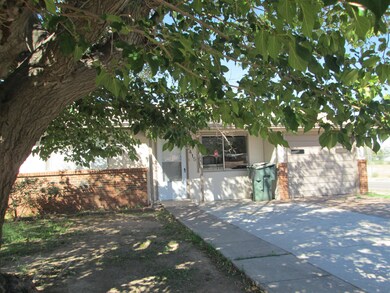 2415 Yale Ave, Alamogordo, NM 88310 - photo 4