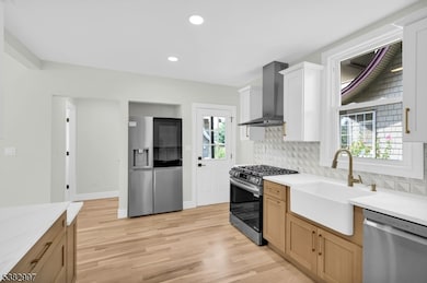 195 Sylvan St, Rutherford, NJ 07070 - photo 2