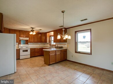 72 Antique Ln, Berryville, VA 22611 - photo 5