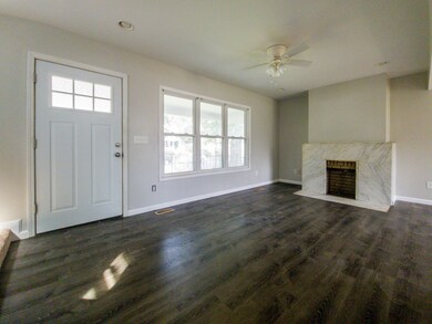 620 S Warren-14