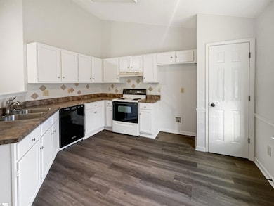 3 E Fall River Way, Simpsonville, SC 29680 - photo 2