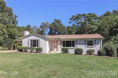 135 Rosemary Ln, Statesville, NC 28677 - photo 2