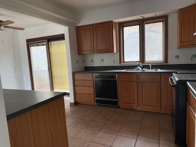 918 W Reid Ave, North Platte, NE 69101 - photo 6