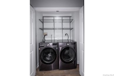 1100 Avalon St unit S1219, Glen Cove, NY 11542 - photo 5