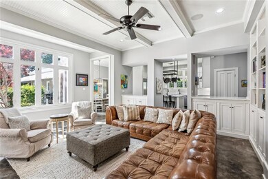 Grand Features: Designed for luxury and comfort: 2