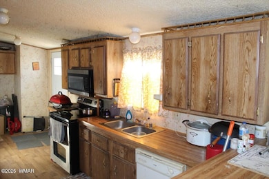 8525 Quail Run Dr, Show Low, AZ 85901 - photo 5