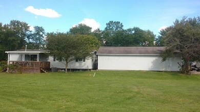 430 Coshocton Ave, Thornville, OH 43076 - photo 4