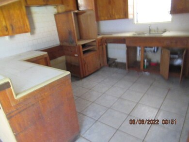 316 Cypress St, Alvin, TX 77511 - photo 5