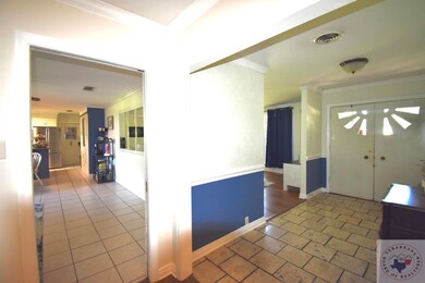 1311 Holloway Dr, Texarkana, TX 75503 - photo 2