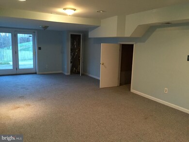 6419 Gwinnett Ln, Bowie, MD 20720 - photo 7