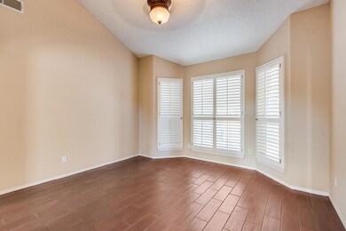 12032 Pueblo Laguna Dr-6