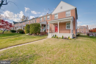 1330 Stonewood Rd, Baltimore, MD 21239 - photo 2